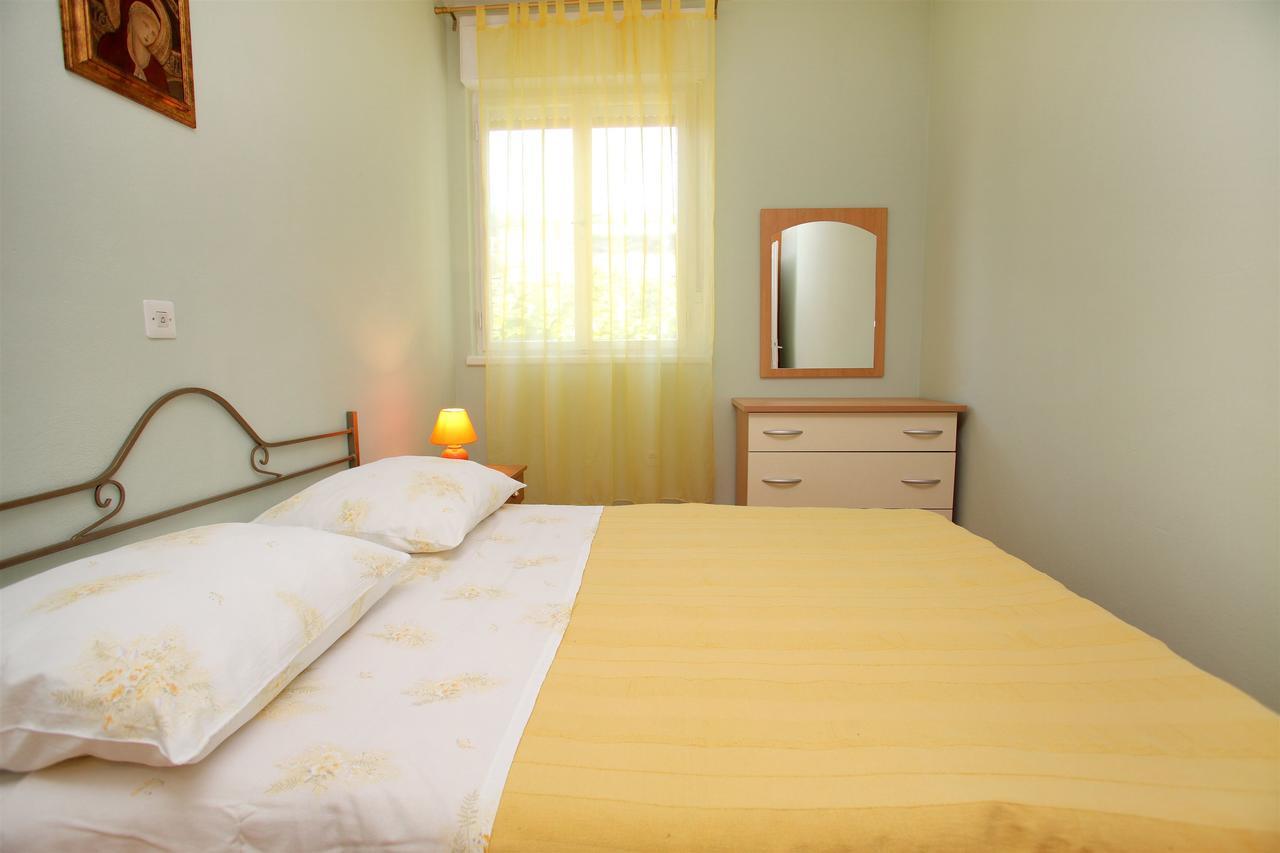 Apartment Baturina Трогир Екстериор снимка